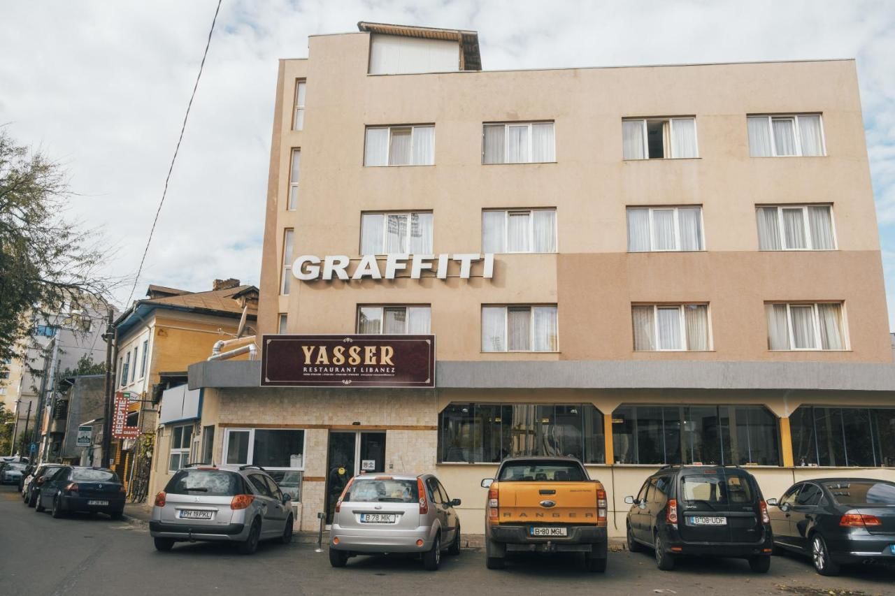 Отель Hotel Graffiti Бухарест-30